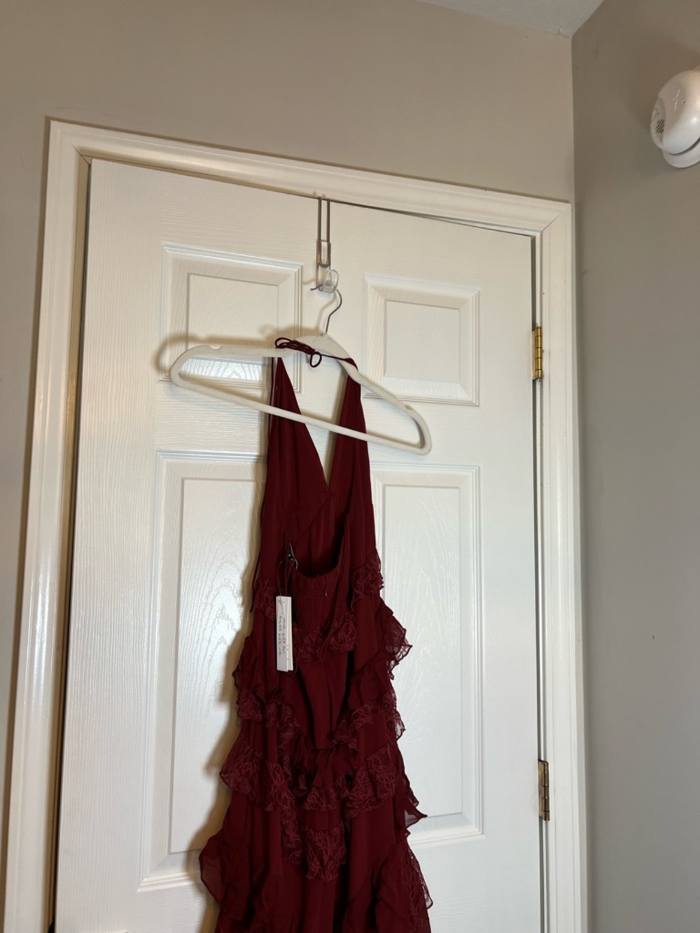 ALICE + OLIVIA Liana Tiered Ruffled Maxi Dress - Picture 9 of 11